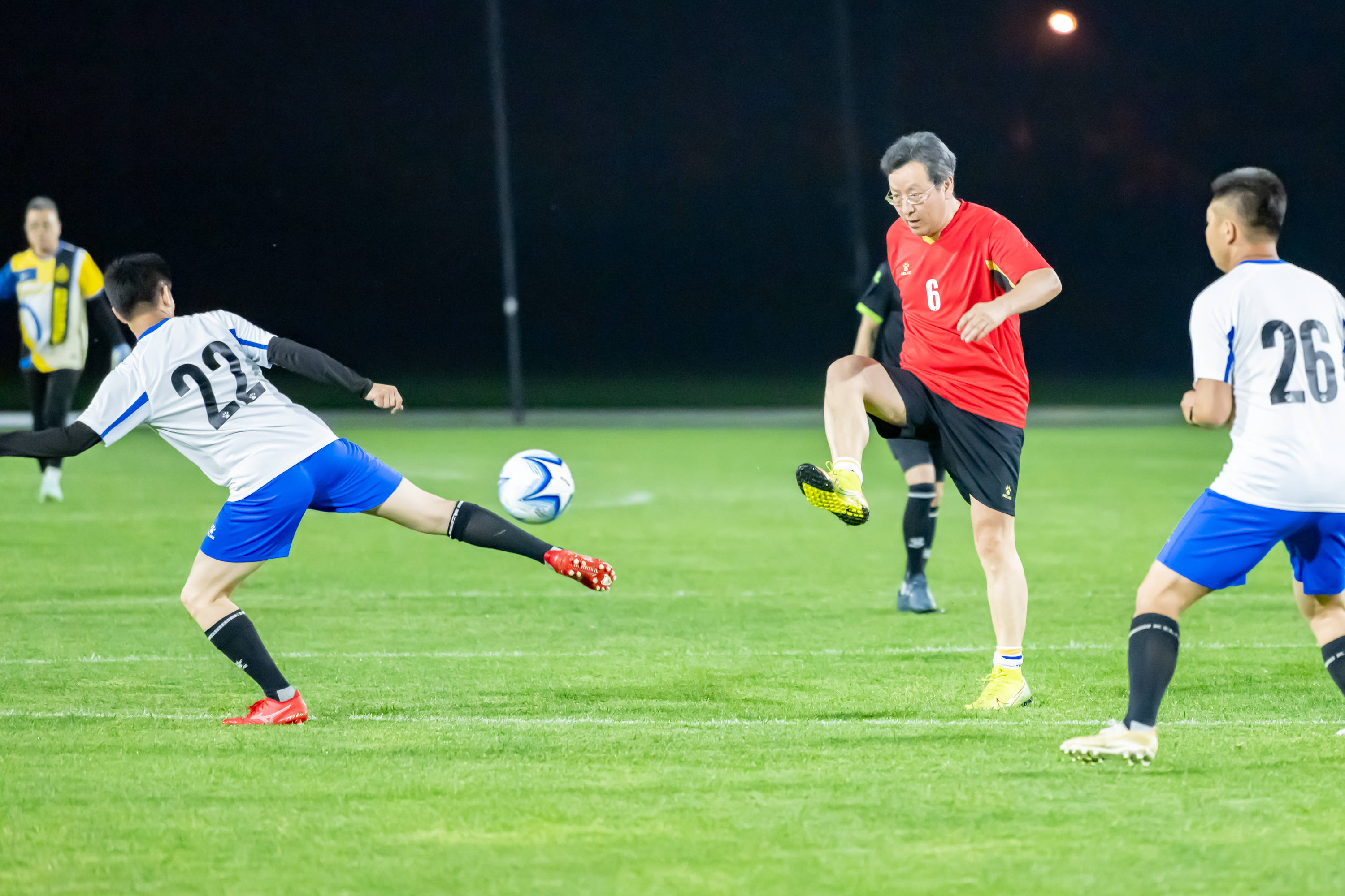 入和娴熟的 入和娴熟的