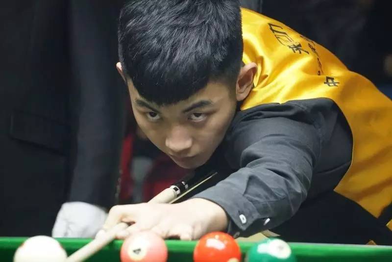 不足三成 不足三成