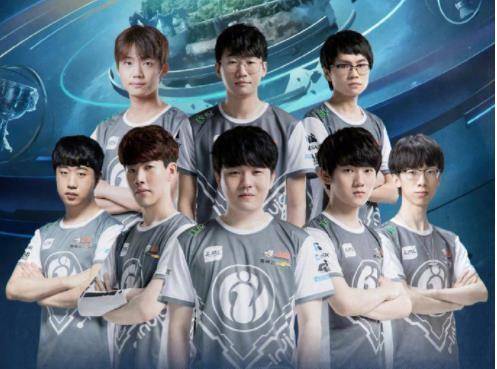 雄鹿凭借利 雄鹿凭借利