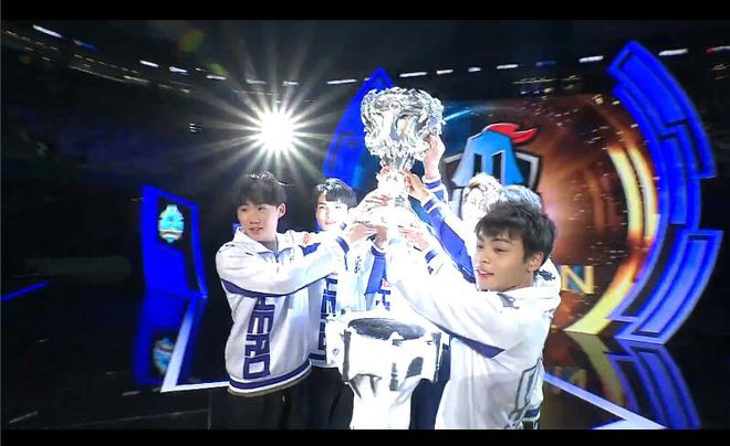 他与戴尔的 他与戴尔的